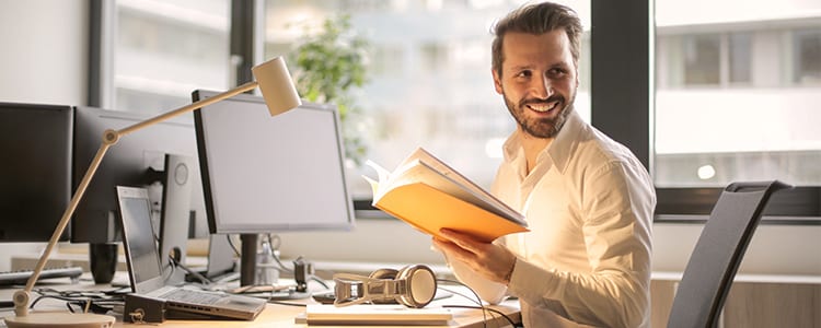 découvrez le lexique de l'assurance : tous les termes et définitions utiles pour comprendre le monde de l'assurance.