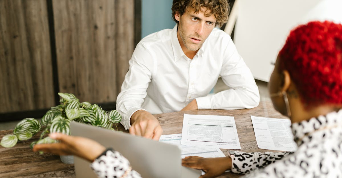 découvrez comment un agent d'assurance peut vous aider à protéger vos biens et votre avenir. obtenez des conseils personnalisés pour choisir la meilleure couverture qui correspond à vos besoins.