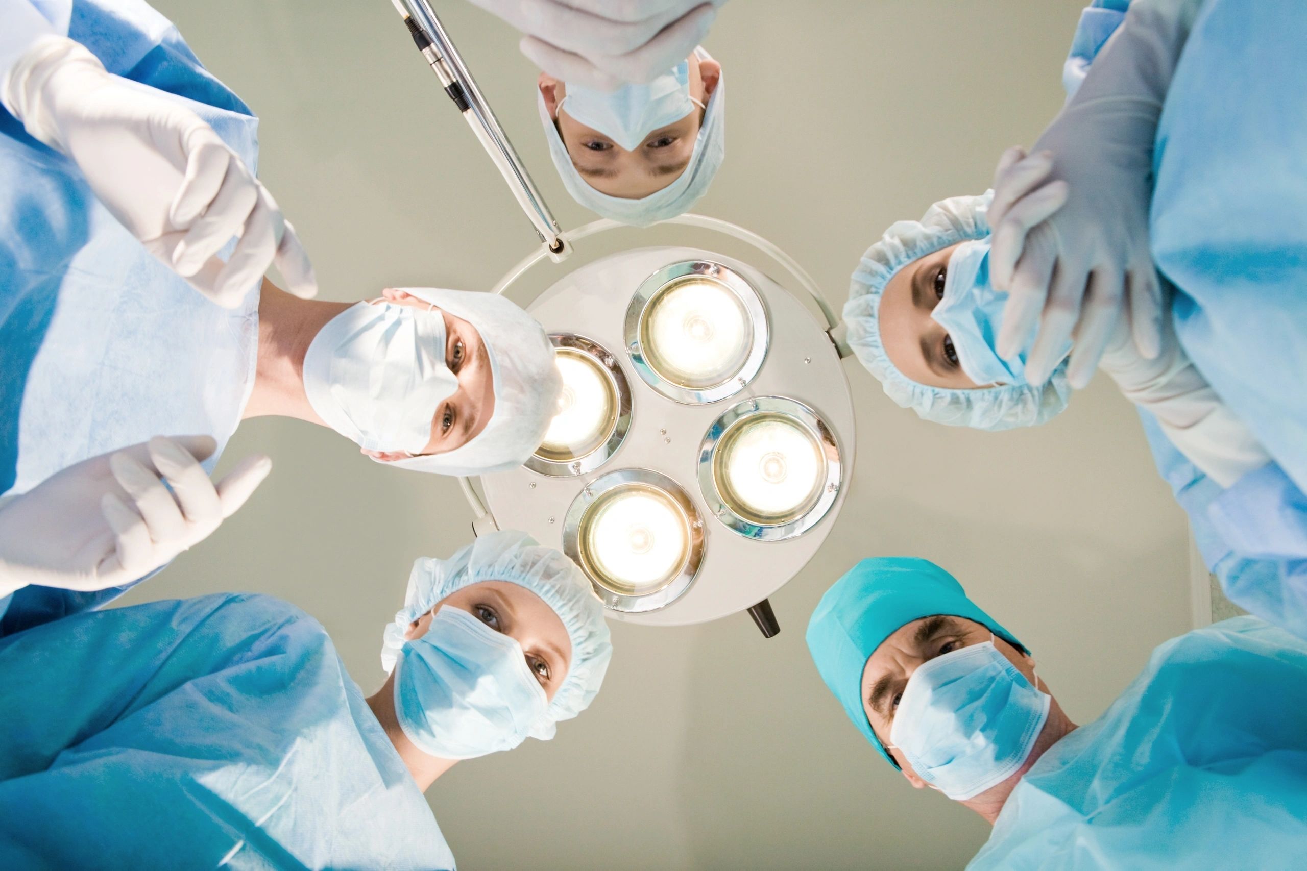 découvrez notre assurance spécialisée pour les chirurgiens, offrant une protection complète adaptée à votre pratique médicale. protégez votre carrière et concentrez-vous sur vos patients en toute sérénité.