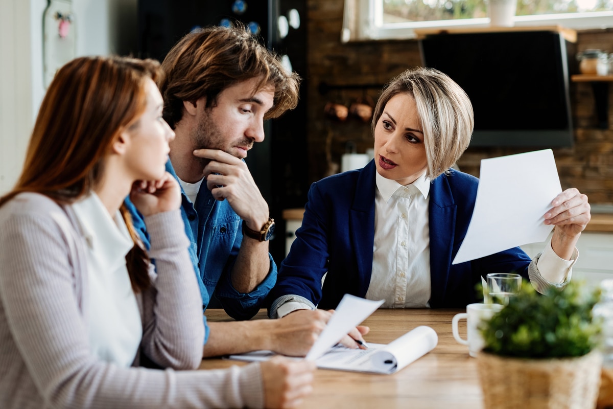 découvrez l'assurance rc auto-entrepreneurs, une solution adaptée pour protéger votre activité professionnelle. protégez-vous contre les dommages causés à des tiers et assurez la pérennité de votre entreprise, tout en respectant les exigences légales. obtenez des conseils pour choisir la meilleure couverture pour votre statut d'auto-entrepreneur.