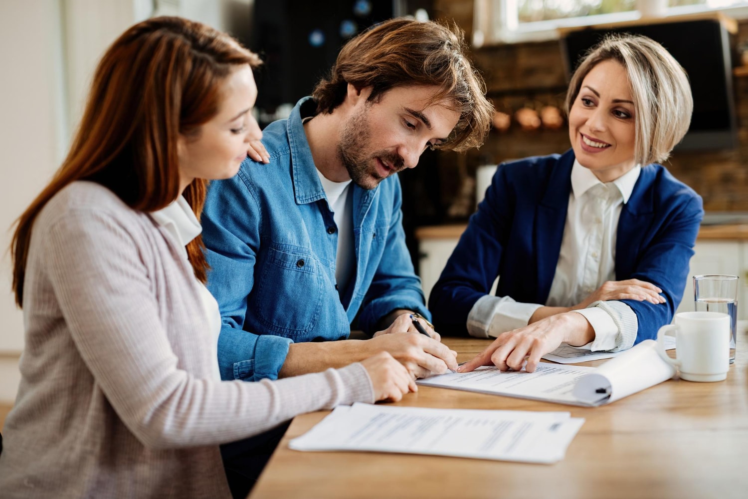 découvrez notre assurance artisan conçue spécialement pour protéger votre activité professionnelle. bénéficiez de garanties adaptées à vos besoins, d'une assistance sur mesure et d'un service client réactif pour assurer la sécurité de votre métier. protégez votre passion avec notre assurance dédiée aux artisans.
