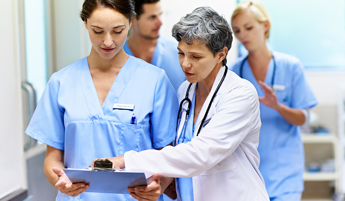 découvrez notre assurance spécialement conçue pour les étudiants infirmiers, qui offre une couverture complète adaptée à vos besoins pendant vos études. protégez-vous contre les imprévus tout en poursuivant votre formation avec sérénité.