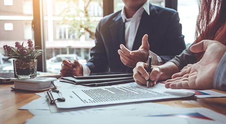 découvrez l'assurance multirisque pro d'allianz, une solution complète pour protéger votre activité. couverture des locaux, équipements et responsabilités, cette assurance s'adapte à vos besoins spécifiques pour garantir la sécurité de votre entreprise.