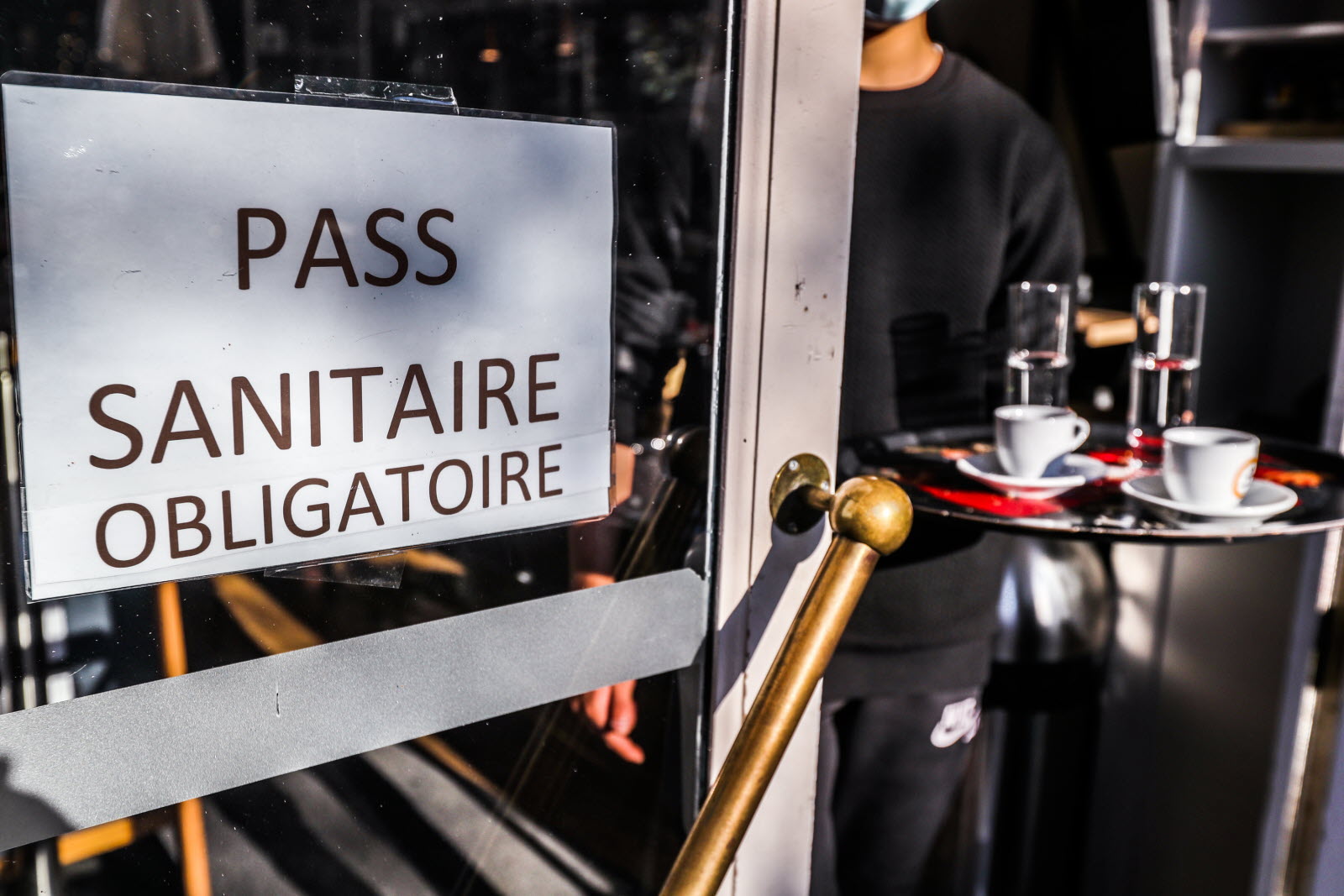 découvrez comment l'assurance restaurant peut vous protéger contre les risques financiers liés à la crise covid-19. protégez votre établissement et assurez votre avenir en choisissant la meilleure couverture adaptée à vos besoins.