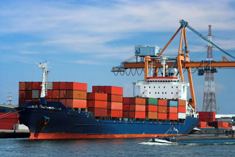 découvrez notre assurance transport marchandises qui protège vos biens tout au long de leur trajet. bénéficiez d'une couverture complète contre les risques de perte, vol ou dommages, afin d'assurer un transport serein et sécurisé de vos marchandises. obtenez un devis personnalisé dès aujourd'hui!