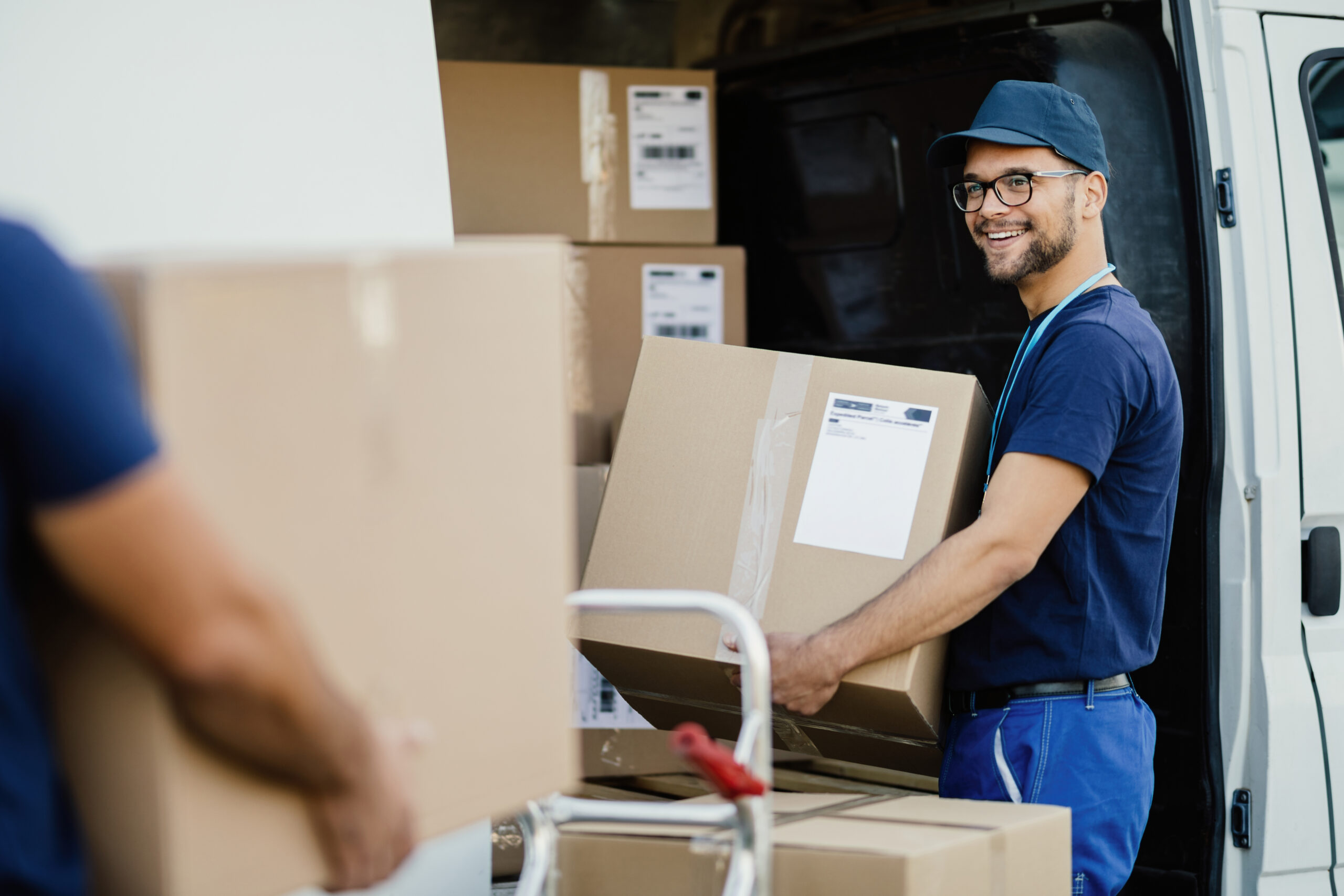 découvrez notre assurance pour transporteurs, conçue pour protéger votre activité et garantir la sécurité de vos marchandises. bénéficiez d'une couverture adaptée à vos besoins spécifiques et d'un service client réactif.