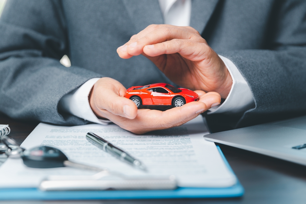 découvrez notre offre d'assurance pour voitures sportives, adaptée aux besoins spécifiques des passionnés de performance. protégez votre bijou sur roues avec une couverture complète et des garanties sur mesure, tout en profitant d'un service client dédié et d'un tarif compétitif.