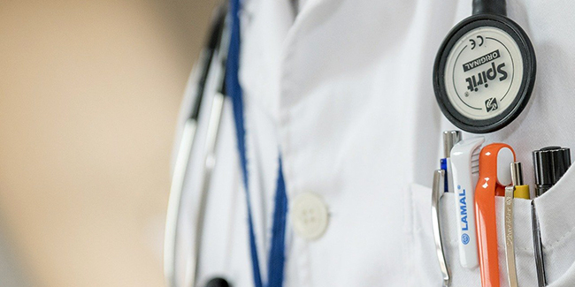 découvrez notre assurance professionnelle dédiée aux médecins, conçue pour protéger votre pratique et garantir votre sérénité face aux imprévus. bénéficiez d'une couverture adaptée à vos besoins spécifiques et concentrez-vous sur vos patients en toute tranquillité.
